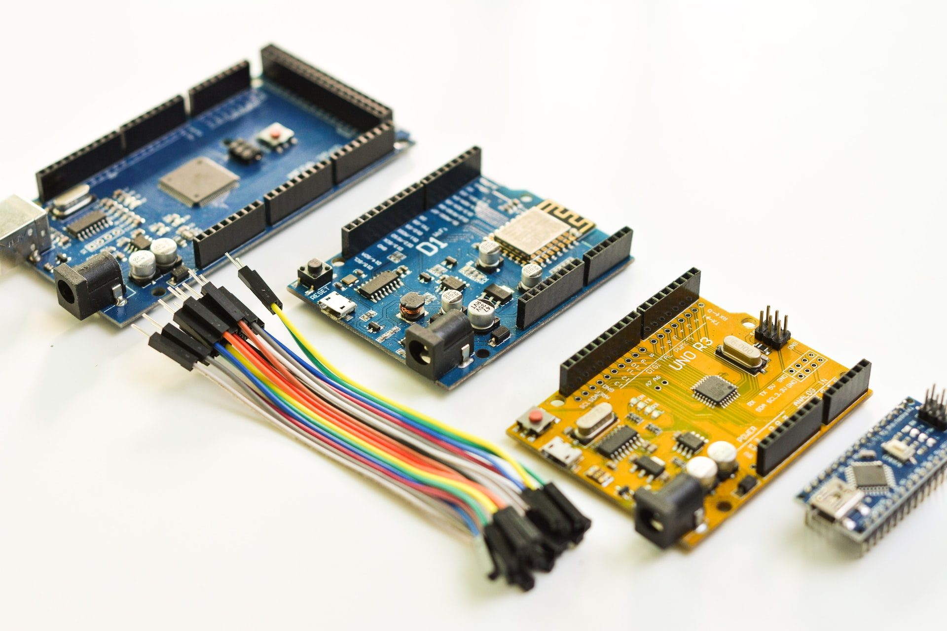 Breaking Down the Benefits of Structured Cabling Systems for Businesses